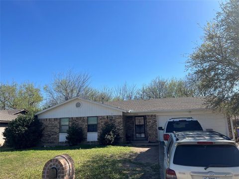 6036 Harrison Way Watauga TX 76148