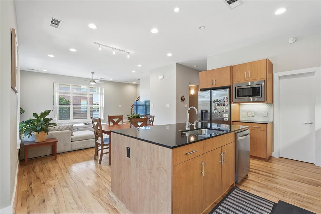 Reserve Utsw Condos Bldg 3 - Residential