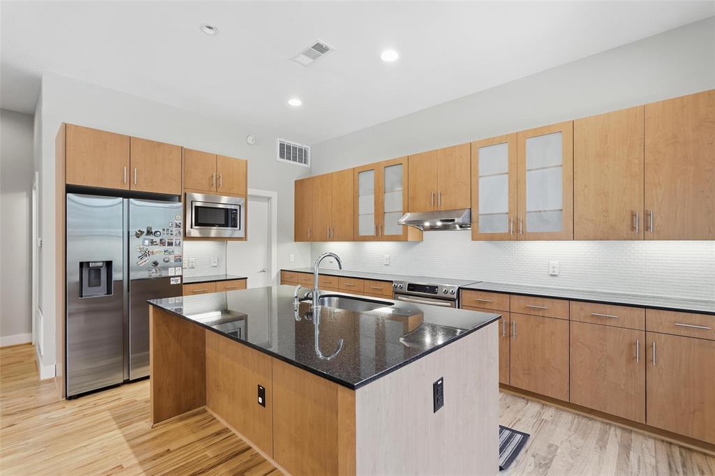 Reserve Utsw Condos Bldg 3 - Residential