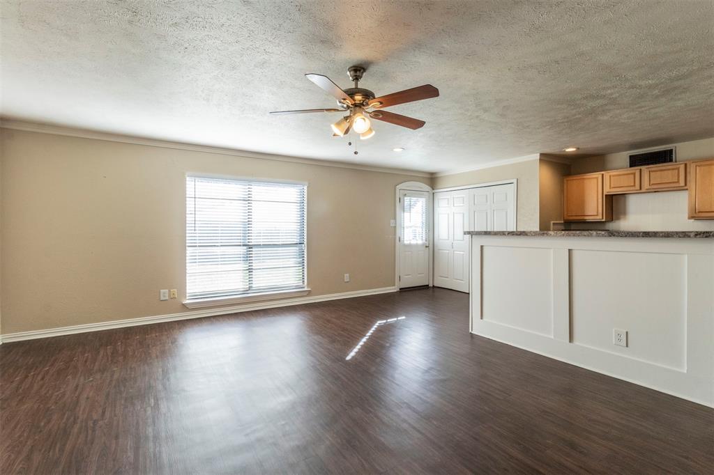 123 W Way Drive