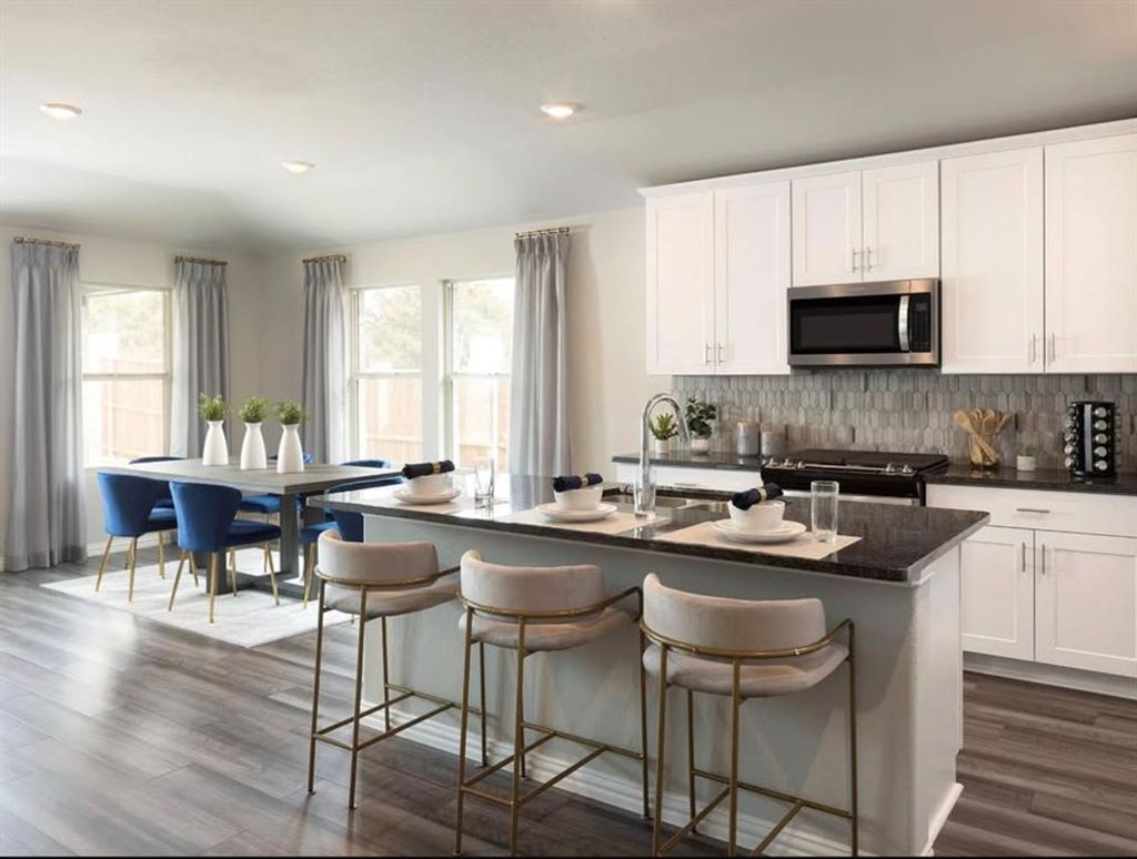 Photo of 10421 Potawatomi Lane, Fort Worth, TX 76179 (MLS # 21138958)