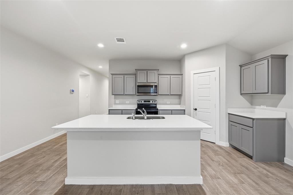 Parks Alvarado Ph 1 - Residential Lease