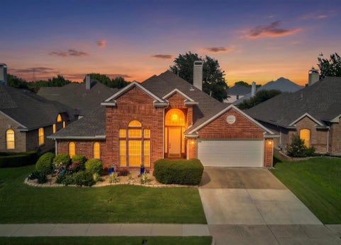 Photo of 6303 Clear Pool Drive, Arlington, TX 76018 (MLS # 21305855)