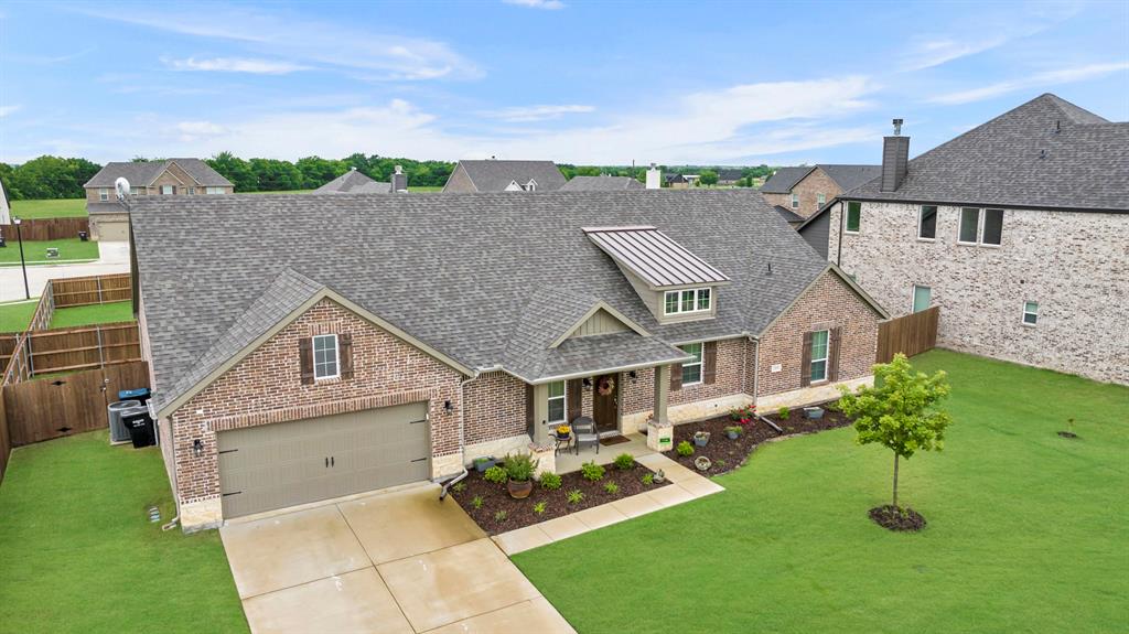 208 Beechcraft Court