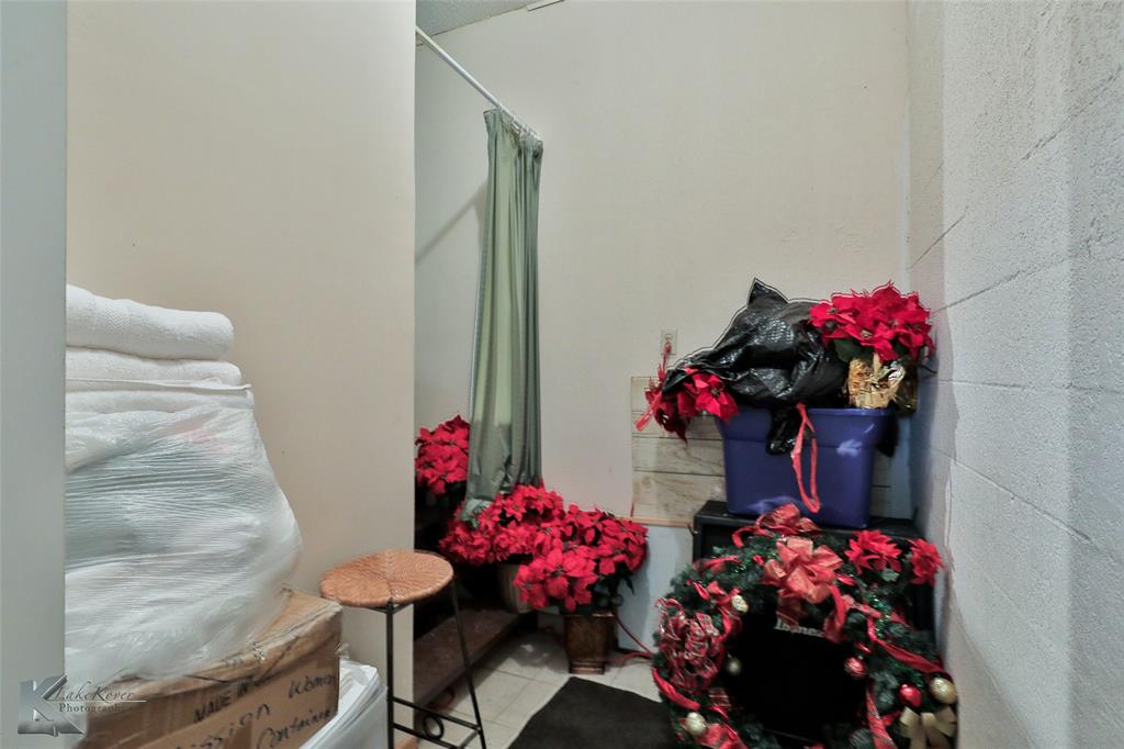 Horton & Williams Of Harris - Commercial Sale