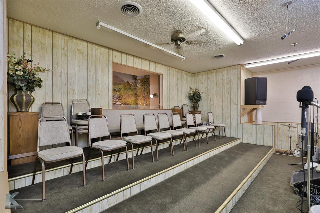 Horton & Williams Of Harris - Commercial Sale