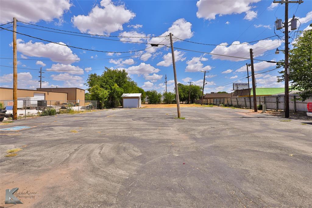 Horton & Williams Of Harris - Commercial Sale