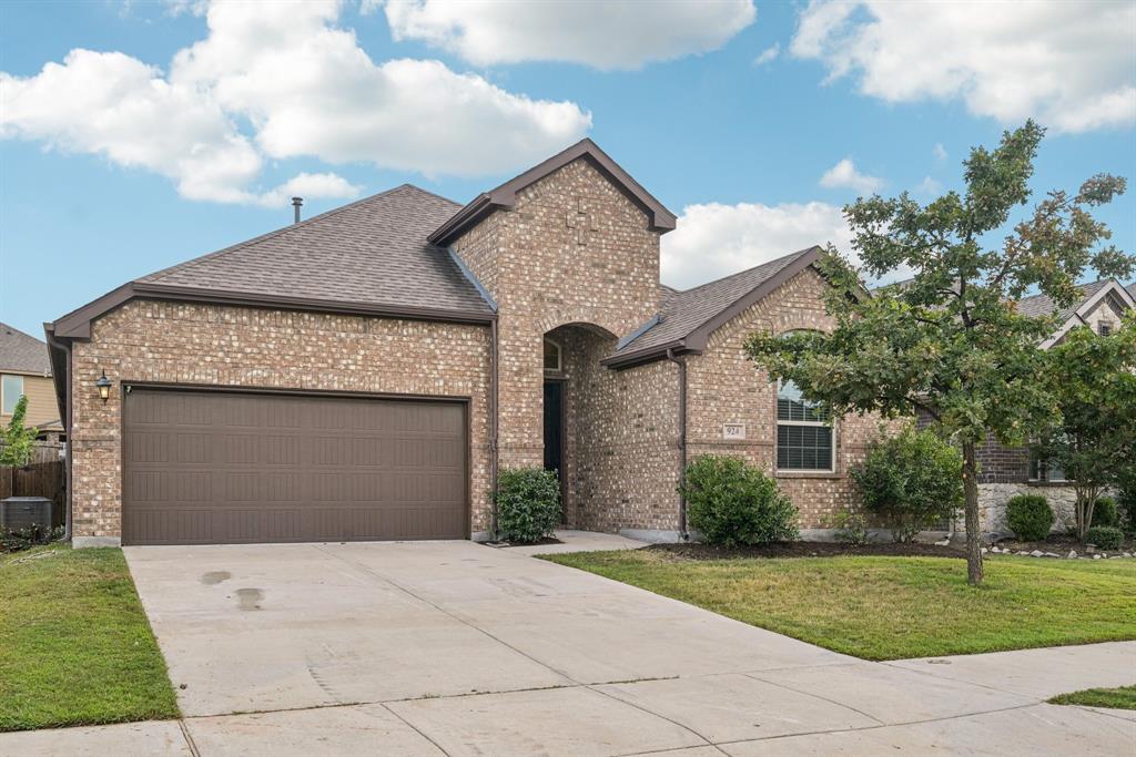 924 Lake Cypress Lane
