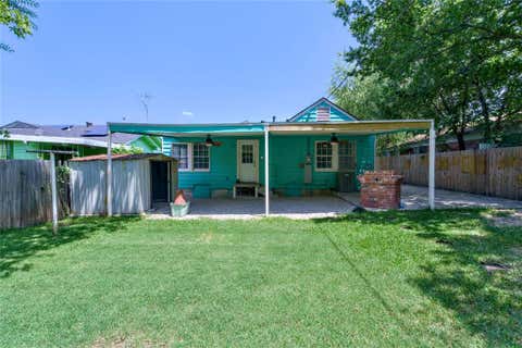 Tiny photo for 3332 Ryan Avenue, Fort Worth, TX 76110 (MLS # 21337996)