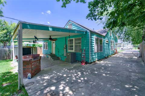 Tiny photo for 3332 Ryan Avenue, Fort Worth, TX 76110 (MLS # 21337996)