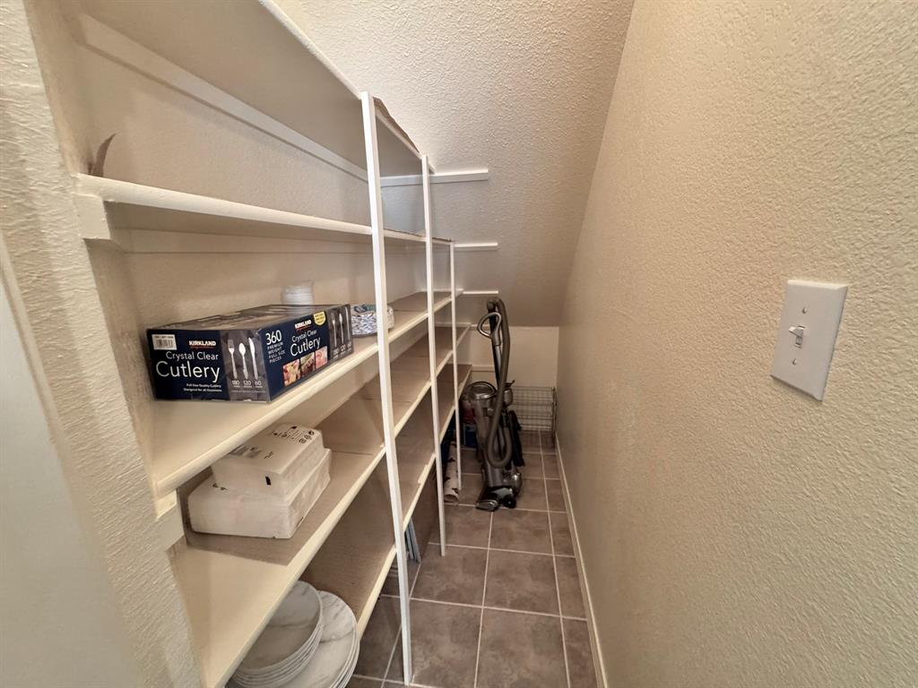 Knolls At Russell Creek Ph 1 - Residential Lease