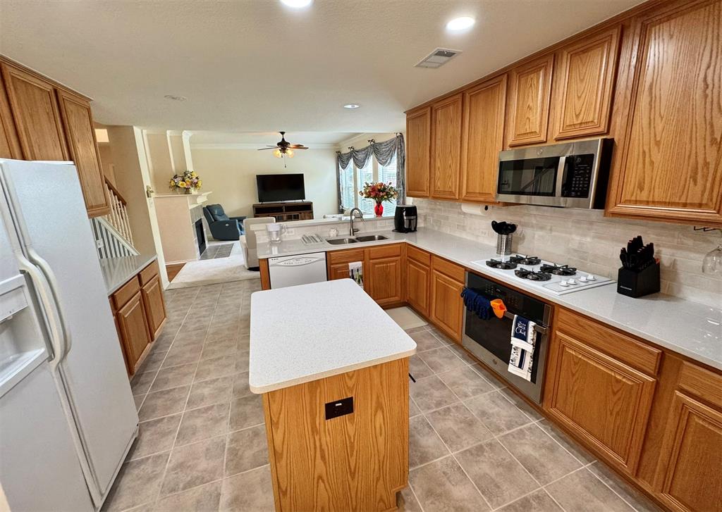 Knolls At Russell Creek Ph 1 - Residential Lease