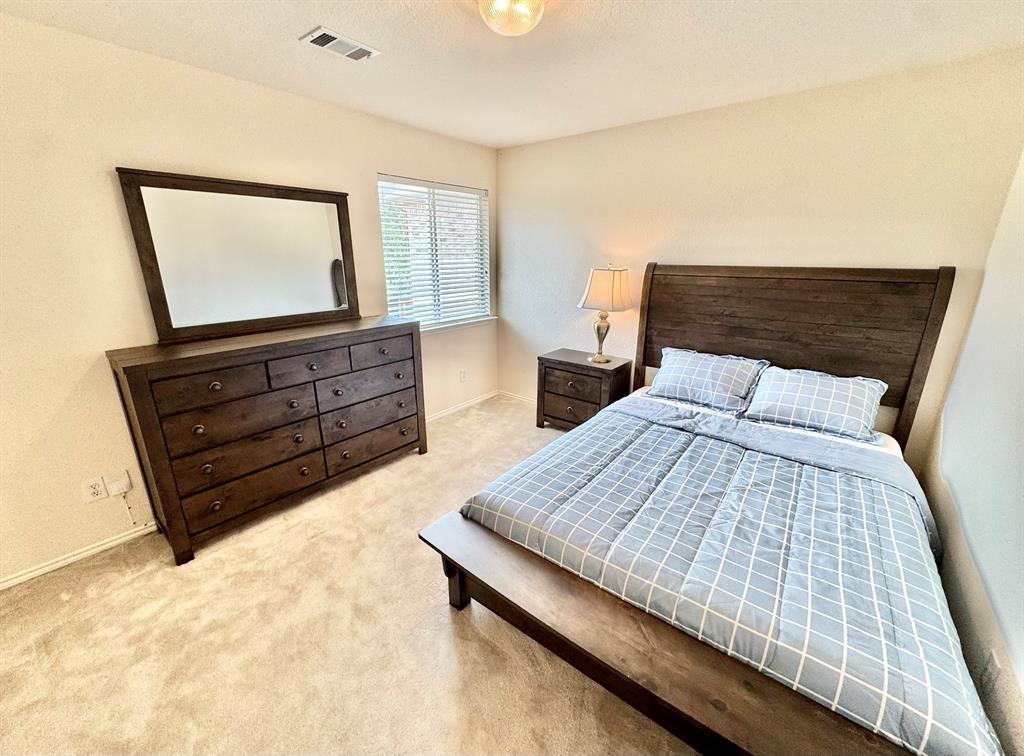 Knolls At Russell Creek Ph 1 - Residential Lease