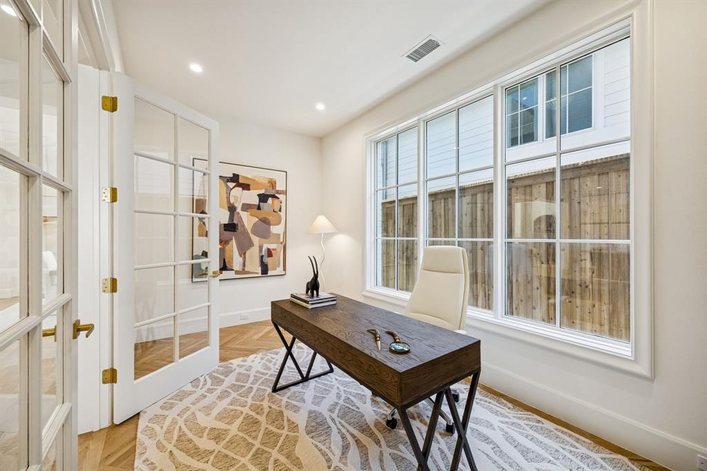 White Rock Bluffs - Residential