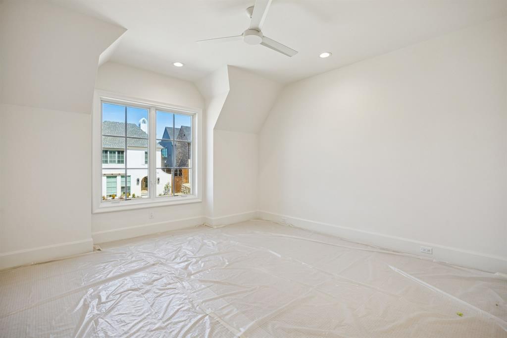 White Rock Bluffs - Residential