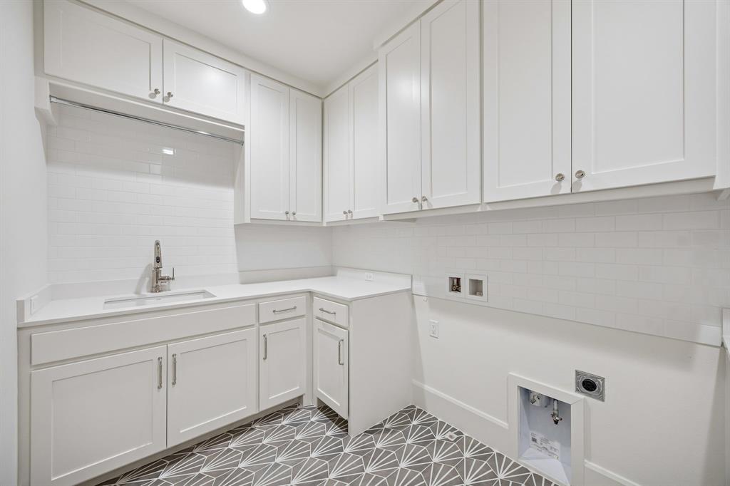 White Rock Bluffs - Residential