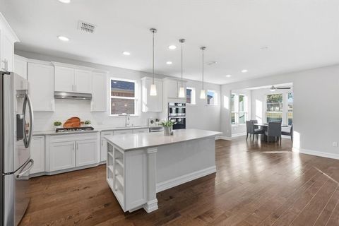 Tiny photo for 9405 Dusky Trail, McKinney, TX 75071 (MLS # 21100472)