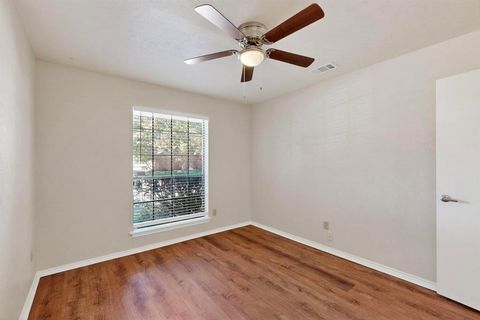 Tiny photo for 917 EDGEFIELD Trail, Flower Mound, TX 75028 (MLS # 21018298)
