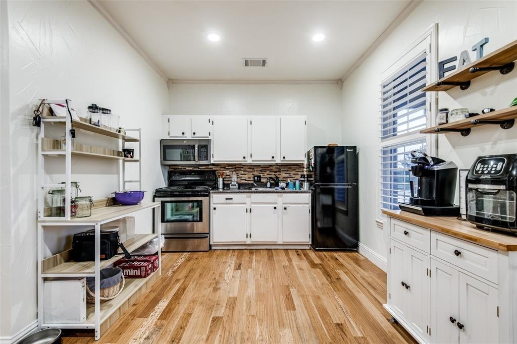 12376 Saddle Club Drive