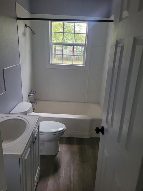 Tiny photo for 446 W 69th Street, Shreveport, LA 71106 (MLS # 21101495)