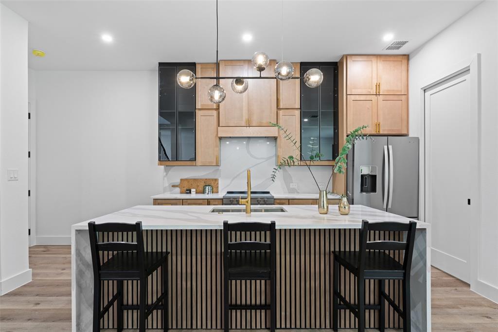 ROCHESTER PARK - Residential