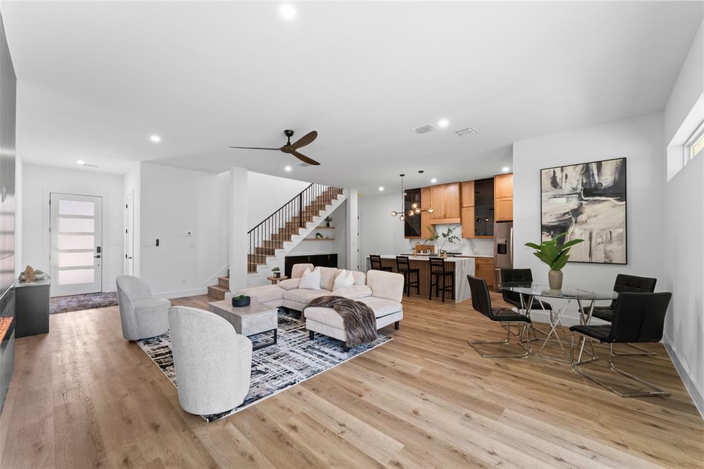 ROCHESTER PARK - Residential