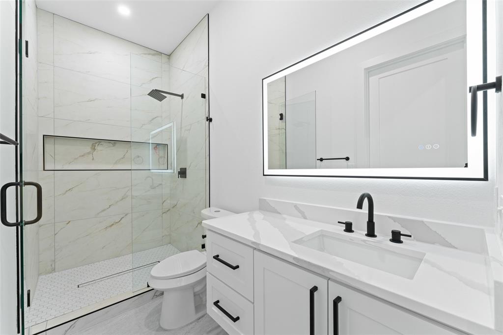 ROCHESTER PARK - Residential