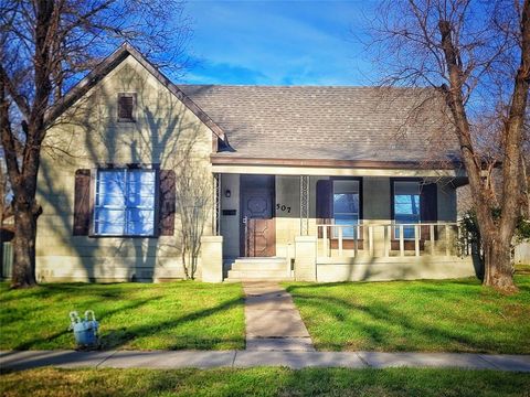 A home in Groesbeck