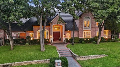 5009 Deerwood Park Drive Arlington TX 76017