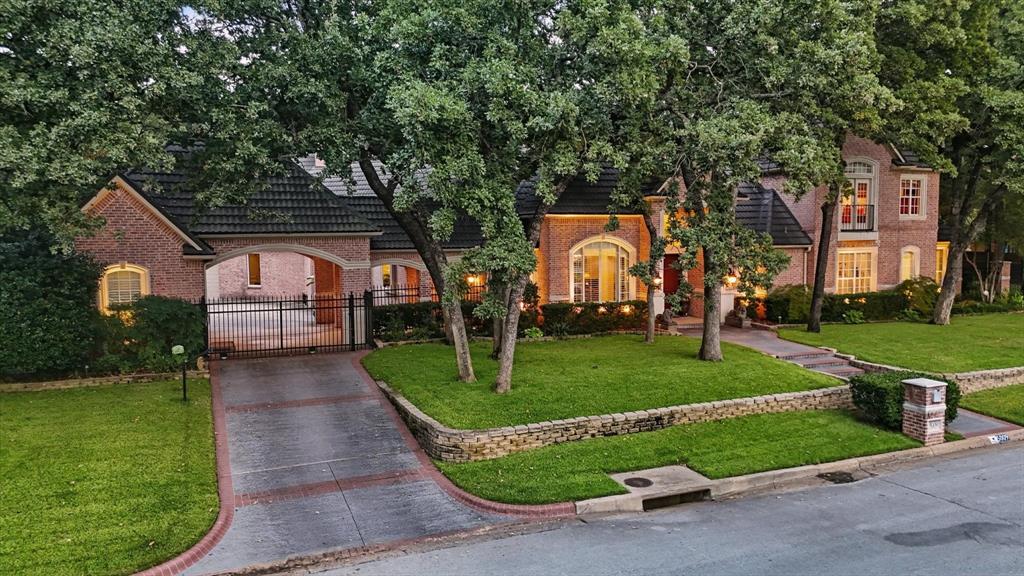 5009 Deerwood Park Drive