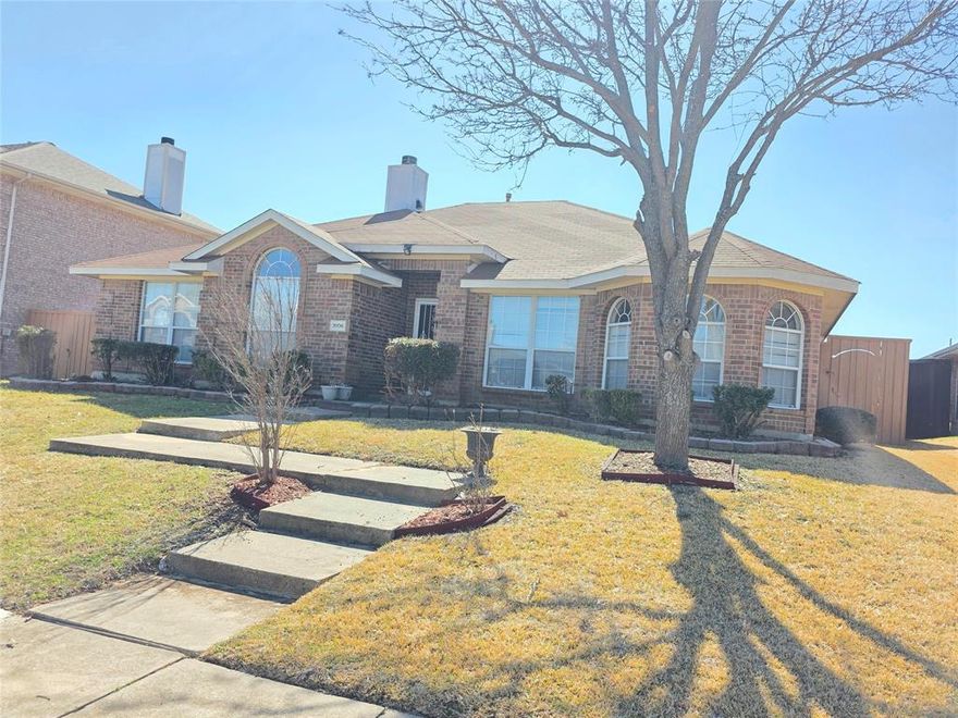 Beautiful Creek Crossing home in a quiet, established neighborhood. This home has beautiful and well-maintained landscaping in the front and back yard. When you walk in the entry way you will find the formal dining room to your right. The kitchen features abundant storage, counter tops, an island and a walk-in pantry. Your home chef will love cooking on the gas cooktop. Cozy up next to the fireplace on a cool night in the living room. The master retreat has an ensuite bath with dual sinks, separate shower and large corner jetted tub. The two secondary bedrooms share a full bathroom. The tranquil backyard offers a private electric fence to enjoy relaxing after a long day. Excellent location, just minutes from Dallas and easy access to all major highways. Close to shopping, dining and entertainment. Move in ready.