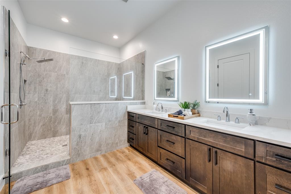 Roanoak Grove - Residential