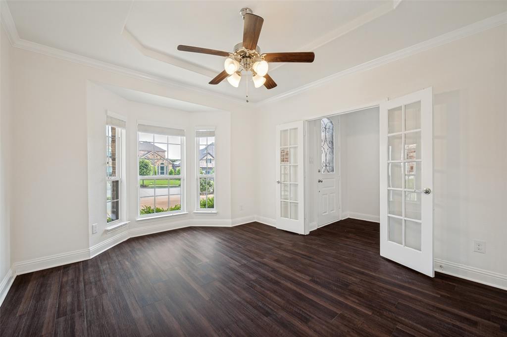 1824 Silvery Canoe Way