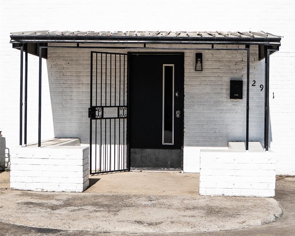 Archer W A Add - Commercial Sale