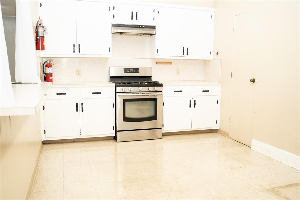 Archer W A Add - Commercial Sale