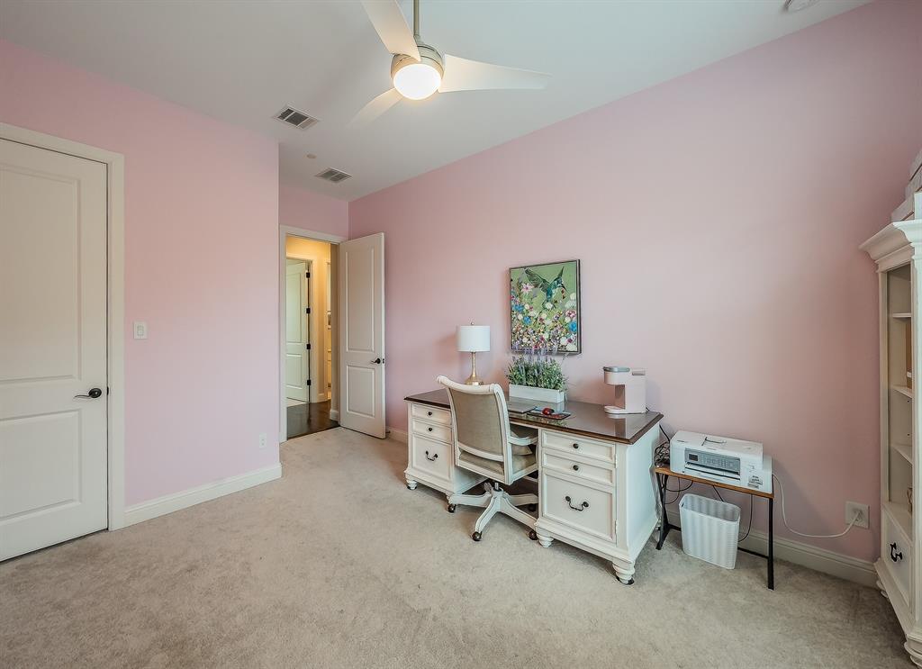 Carillon - Residential