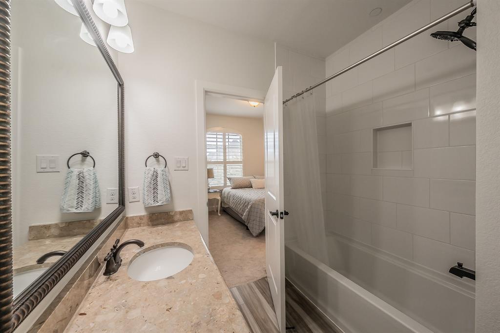 Carillon - Residential