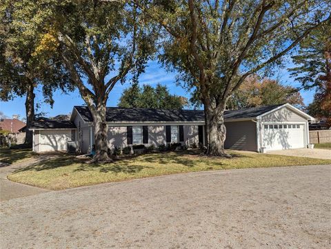 A home in Bullard