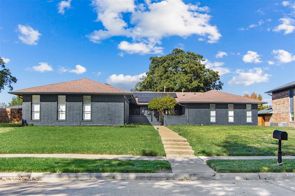 3625 Candelaria Drive