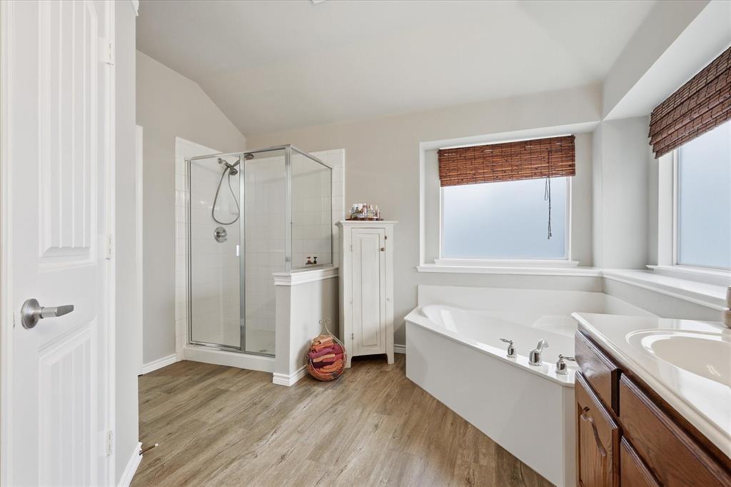 327 Montana Trail