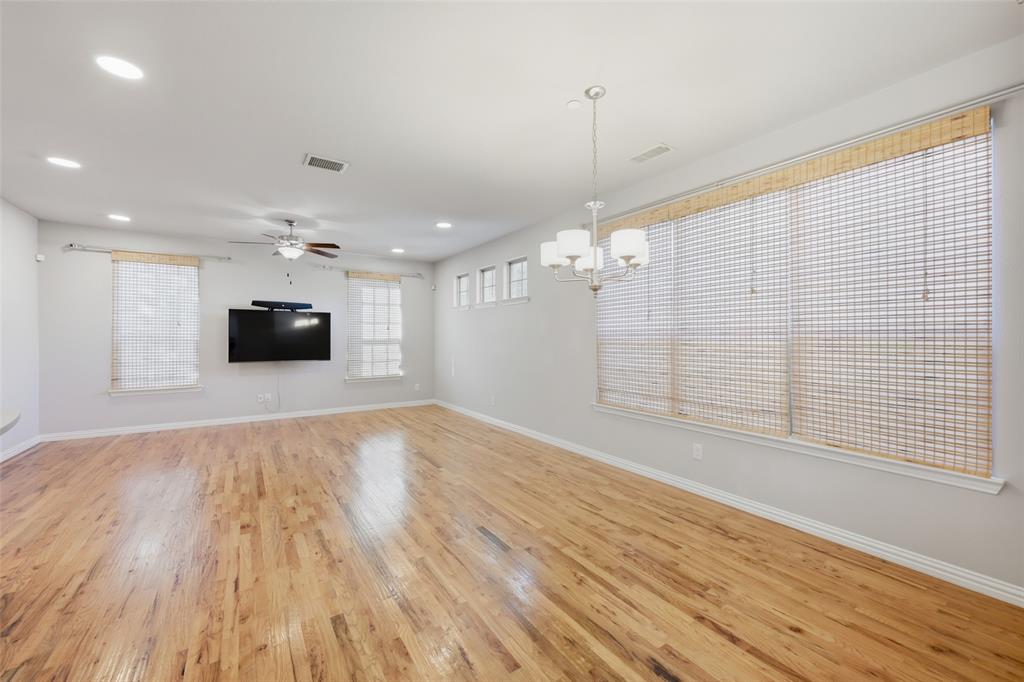 McKinney, Texas 75070, United States, 3 Bedrooms Bedrooms, ,3 BathroomsBathrooms,Residential,Active,229138