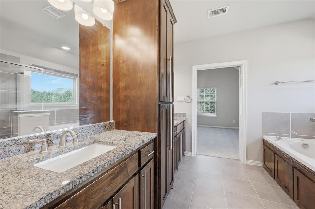 McKinney, Texas 75070, United States, 3 Bedrooms Bedrooms, ,3 BathroomsBathrooms,Residential,Active,229138