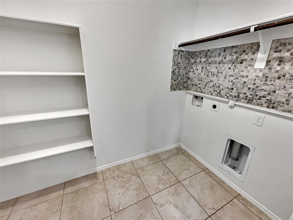 Azalea Village At Sa - Residential