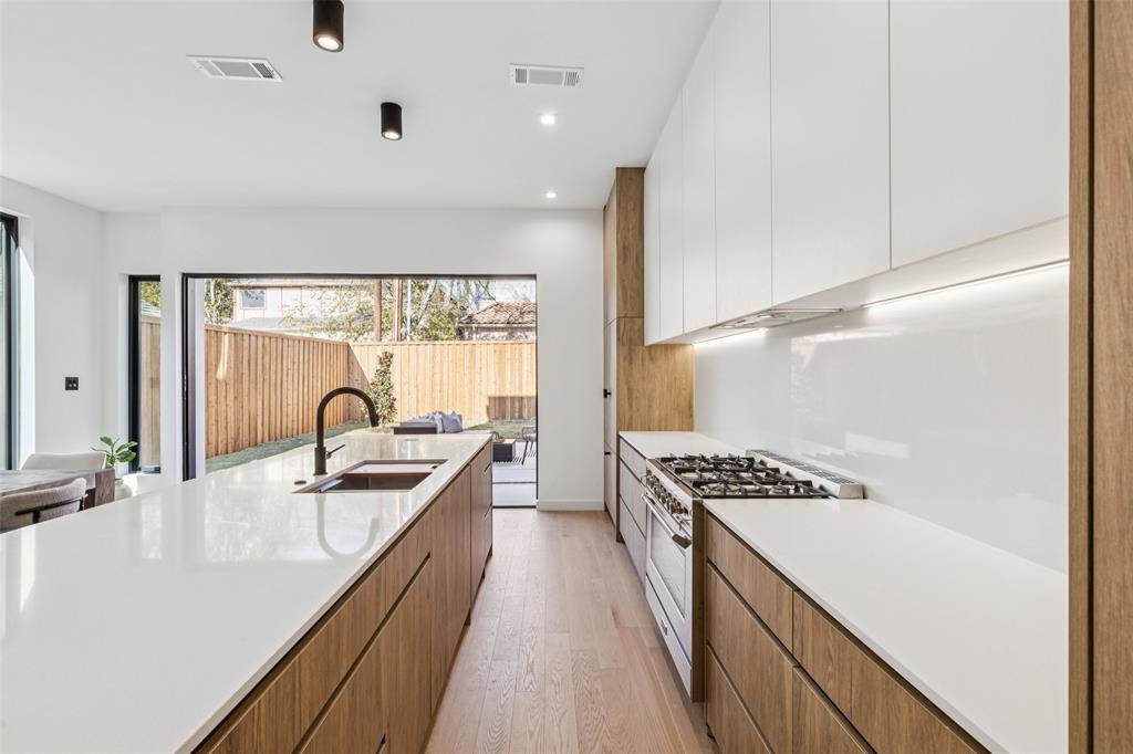 Webster & Boedekers - Residential