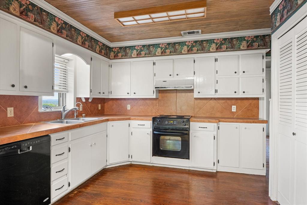 Abst J Phillips - Residential