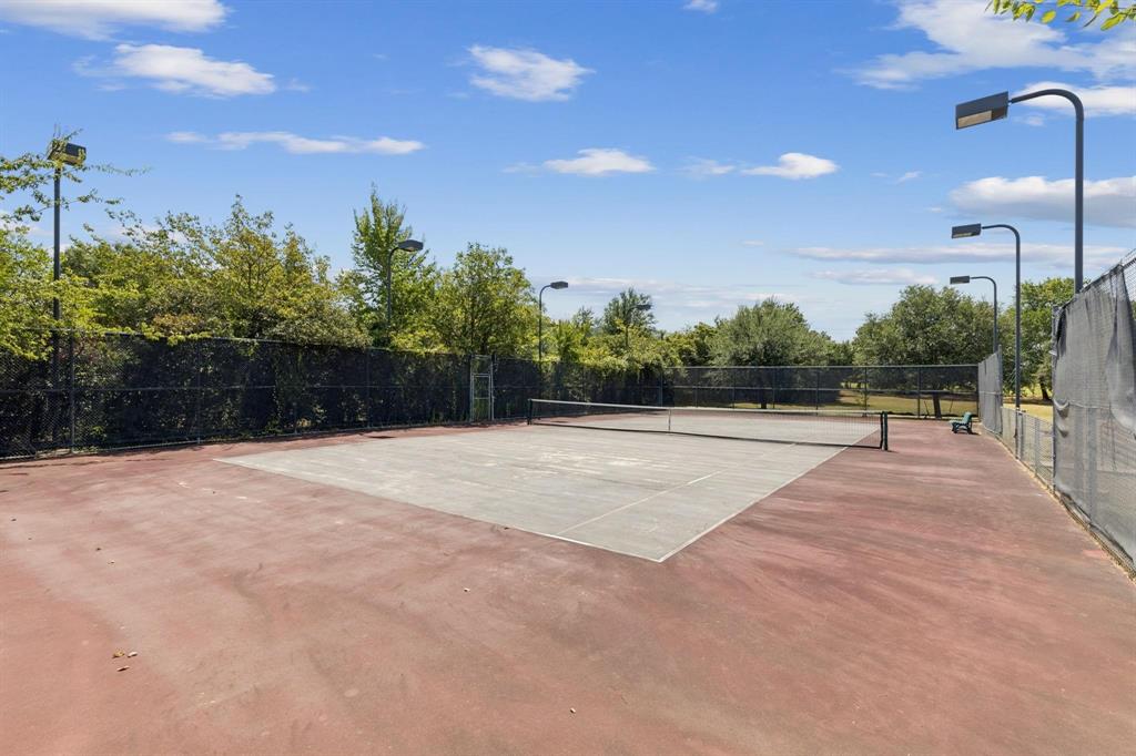 Aubrey Estates AdditionLot 4R1 - Land