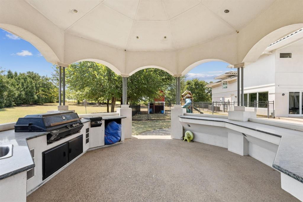 Aubrey Estates AdditionLot 4R1 - Land