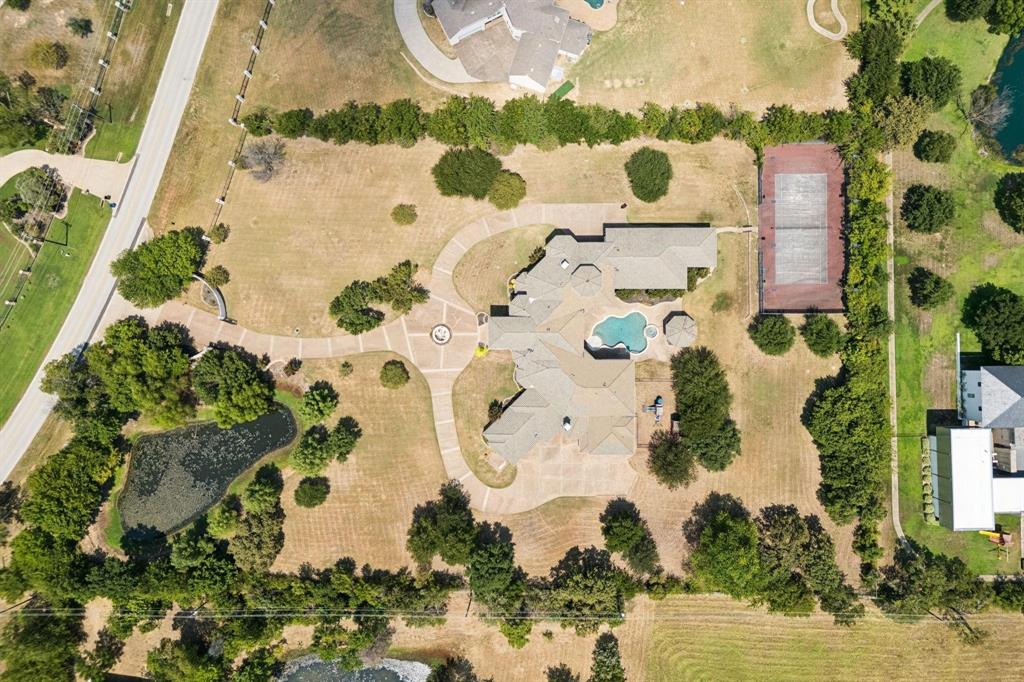 Aubrey Estates AdditionLot 4R1 - Land