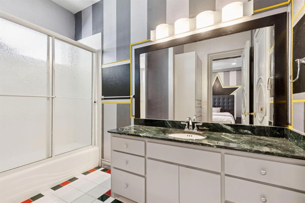 Aubrey Estates AdditionLot 4R1 - Land