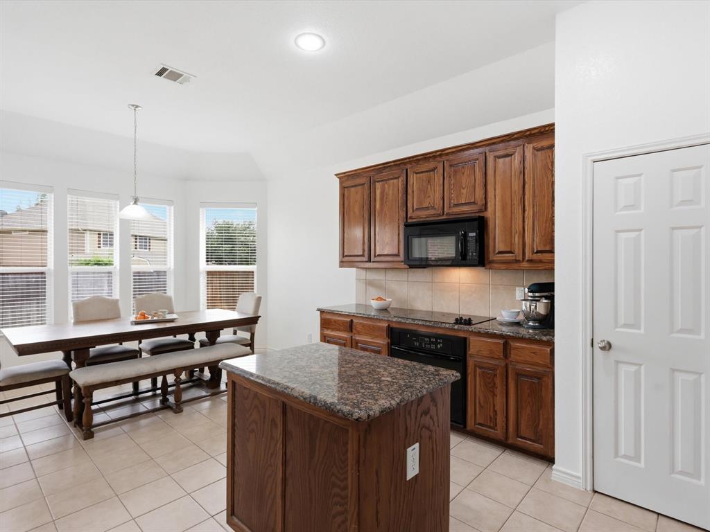 Mistletoe Hill Ph III - Residential